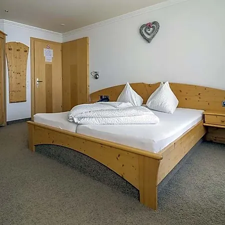 Hotel Garni Chasa Nova