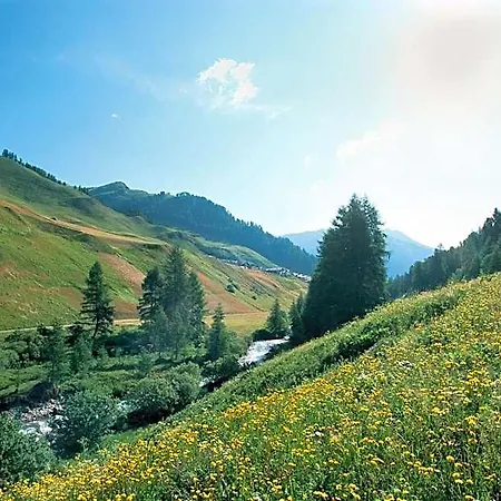 Garni Chasa Nova Hotel