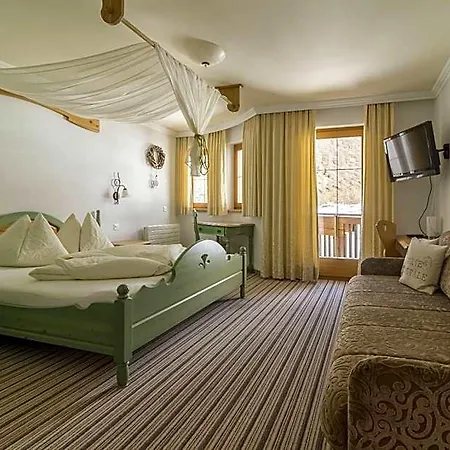 Garni Chasa Nova Hotel 3*