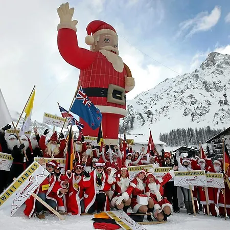 호텔 Garni Chasa Nova 3*