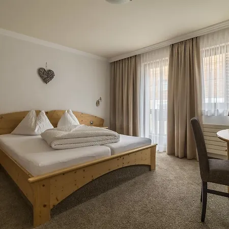 Hotel Garni Chasa Nova