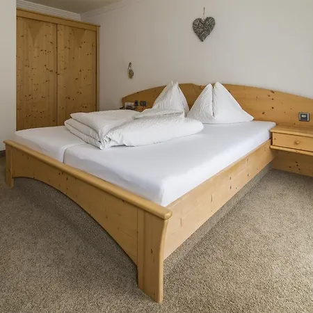 Hotel Garni Chasa Nova Samnaun