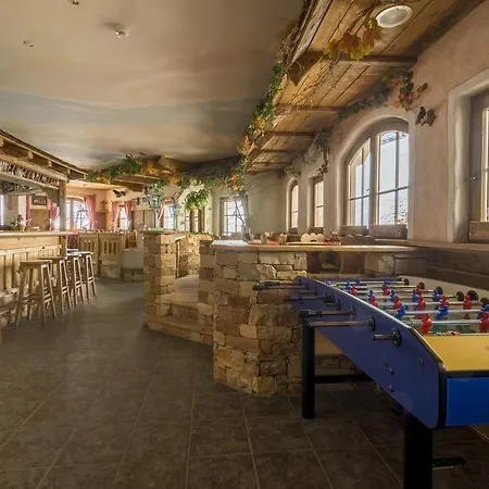 Hotel Garni Chasa Nova 3*