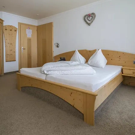 Garni Chasa Nova 호텔 3*