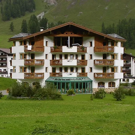 فندق Garni Chasa Nova