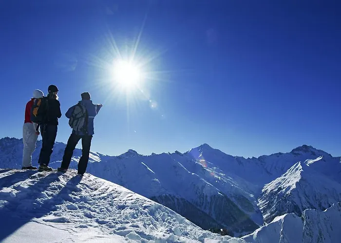 Garni Chasa Nova سامنون