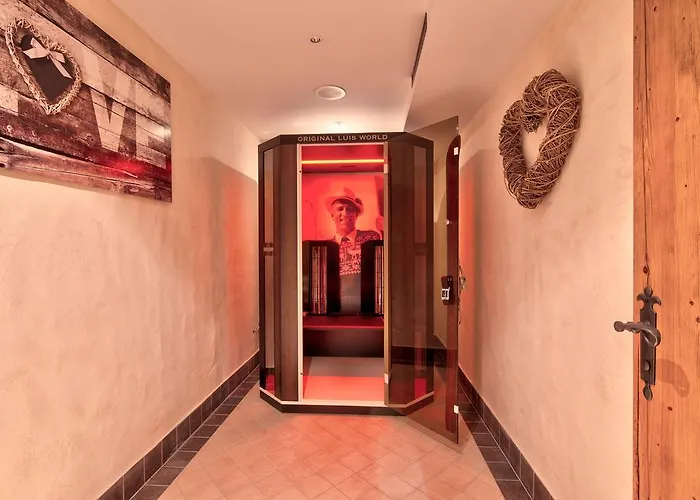 Garni Chasa Nova سامنون